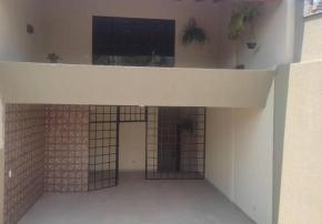 Casa Inteira Próxima ao Centro / 4 Suítes.